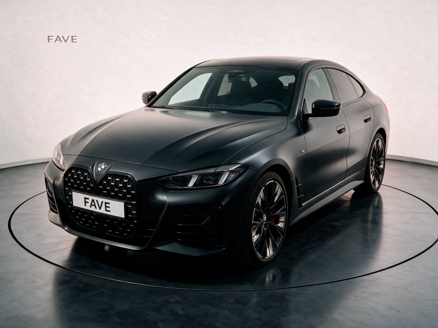 BMW 430i Gran Coupé M Sport Paket Pro in Schwarz Matt bei FAVE Drive